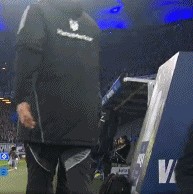 半场：汉堡0-0勒沃库森，格里马尔多造险